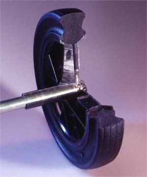 Snaplock design on cut wheel